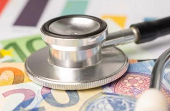 Farmaceutica a due velocità: sfora la spesa ospedaliera, virtuoso il territorio